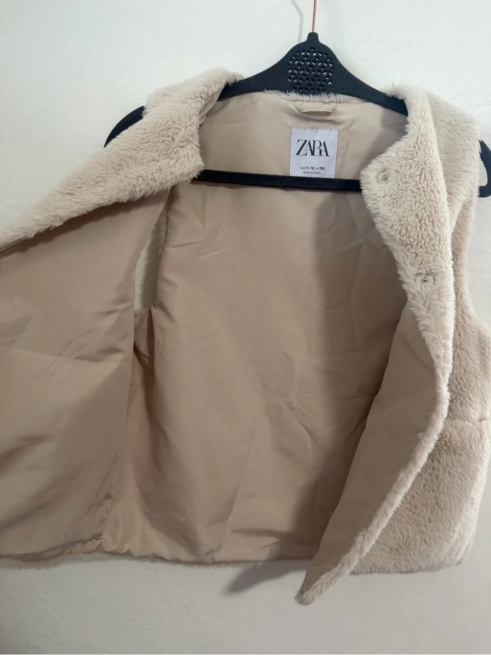 Zara Girls Cream Faux Fur Vest Size 11-12